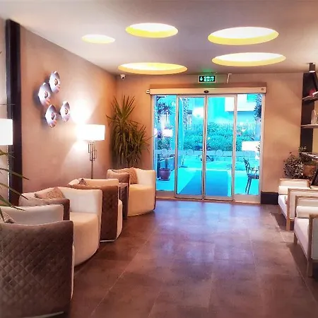 Marina Bay 3*