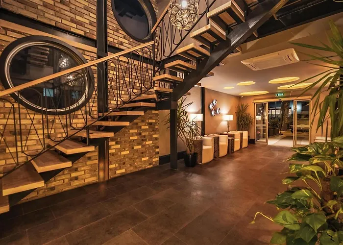 Marina Bay Szálloda Göcek