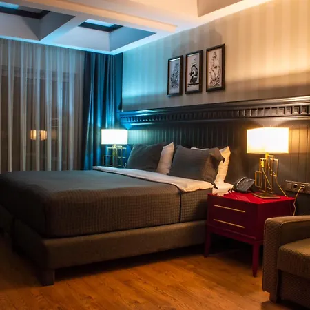 Marina Bay Hotel 3*