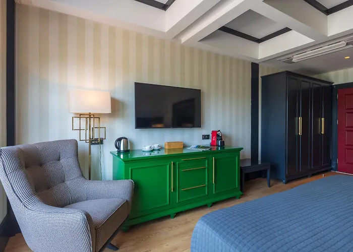 Marina Bay מלון 3*